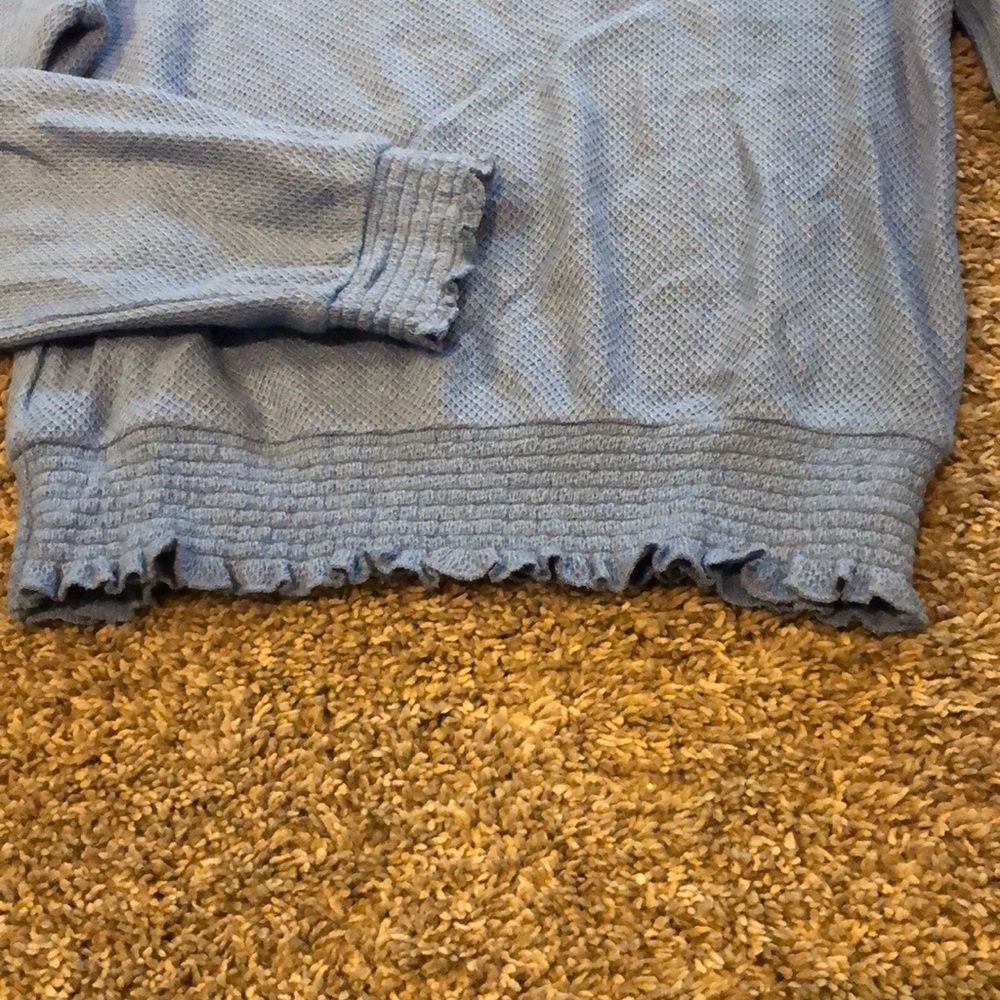 Top - Picture 2 of 7